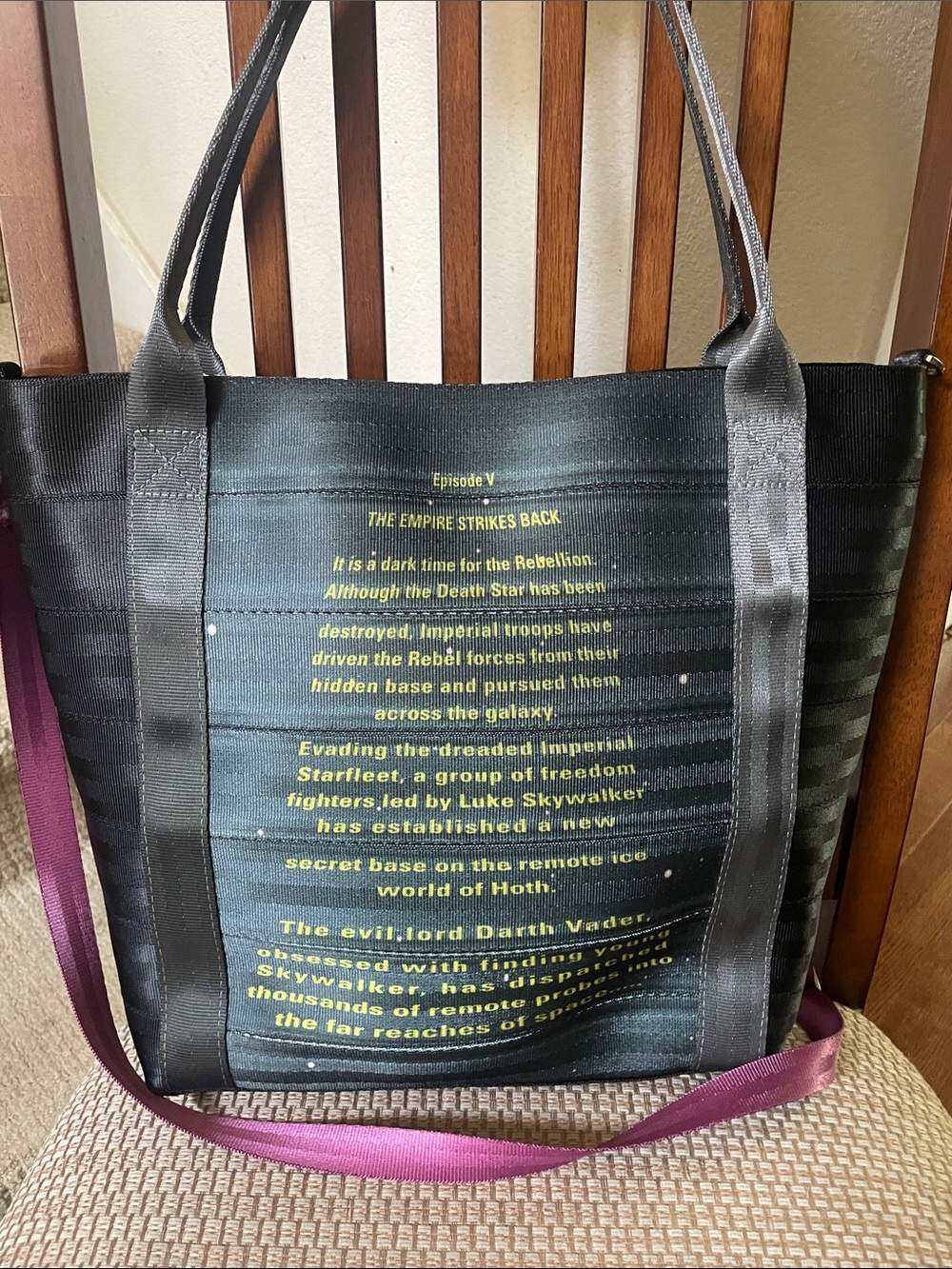 Harveys Star Wars Empire Strikes Back Tote - Black with Purple Strap - Picture 2 of 8